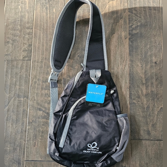 New Waterfly Black and Gray Crossbody Slingbag - Picture 2 of 8